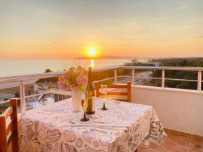 Sea view apartment